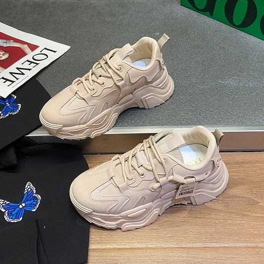 Sneakers casual con plateau in PU traspirante da donna