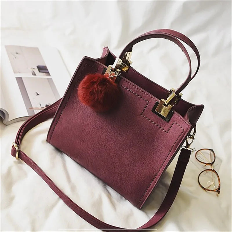 Borsa a mano con tracolla casual in pelle scamosciata da donna - Borsa a mano ATREND