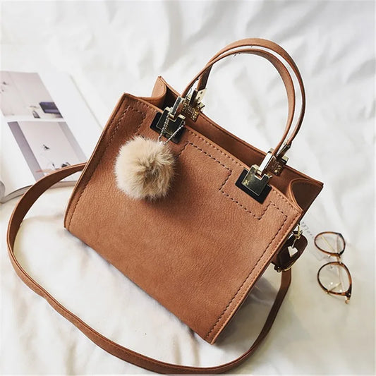 Borsa a mano con tracolla casual in pelle scamosciata da donna - Borsa a mano ATREND