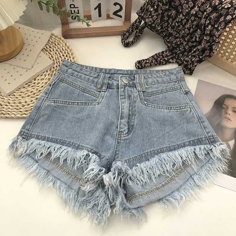 Pantaloncini di jeans a vita alta con frange da donna - Pantaloncini di jeans donna ATREND