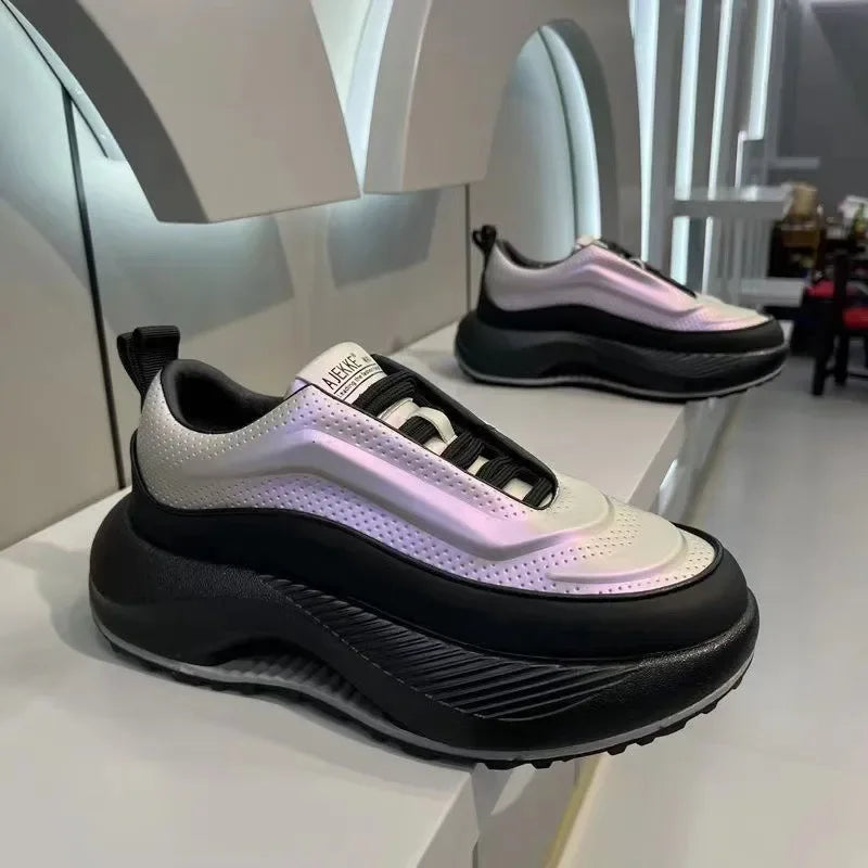 Sneakers casual con suola in gomma e chiusura a lacci da uomo