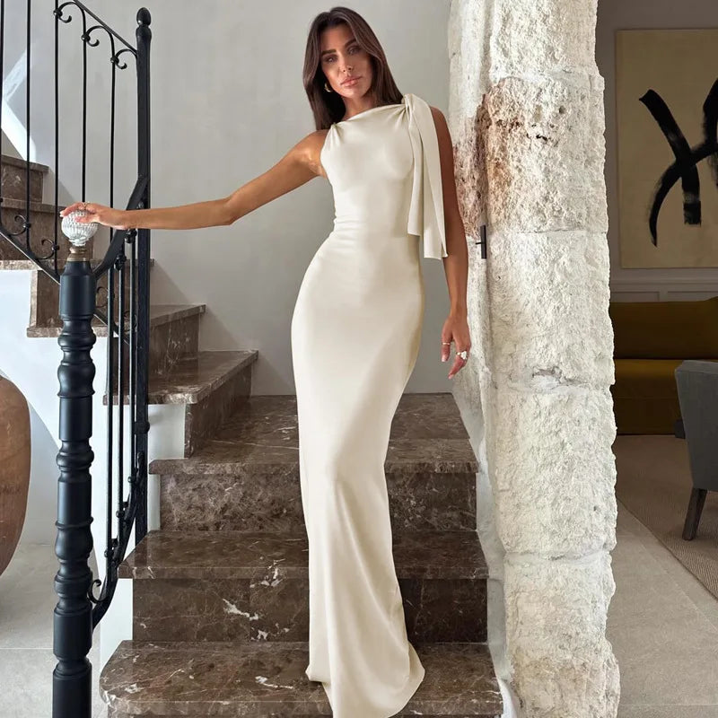 Abito lungo elegante asimmetrico da donna - Abbigliamento Abiti ATREND