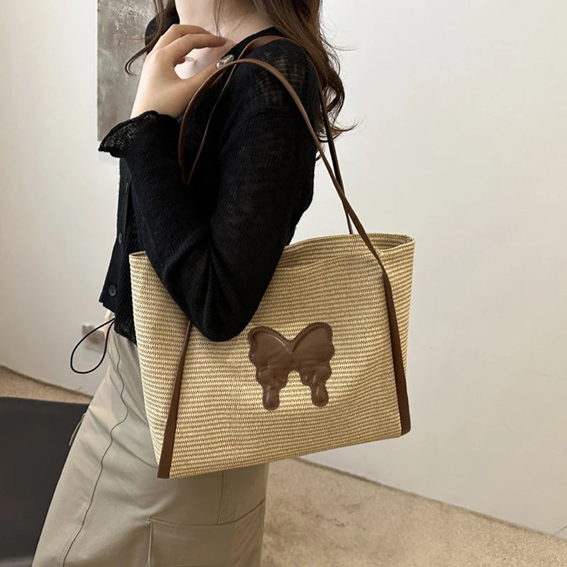 Borsa a spalla casual con farfalla da donna - Borsa a spalla ATREND