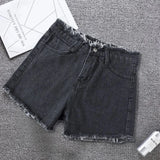 Pantaloncini di jeans con bordi ruvidi da donna - Pantaloncini di jeans donna ATREND
