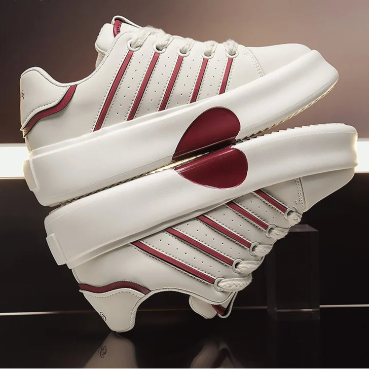 Sneaker casual in pelle PU a strisce e cuore da uomo