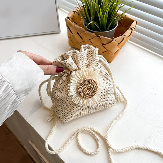 Borsa a tracolla a sacco con fiore da donna - Borsa a tracolla ATREND