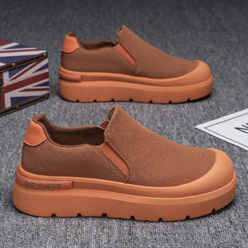 Sneakers a mocassino slip-on traspiranti da uomo