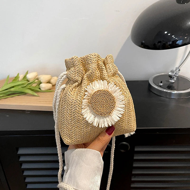 Borsa a tracolla a sacco con fiore da donna - Borsa a tracolla ATREND