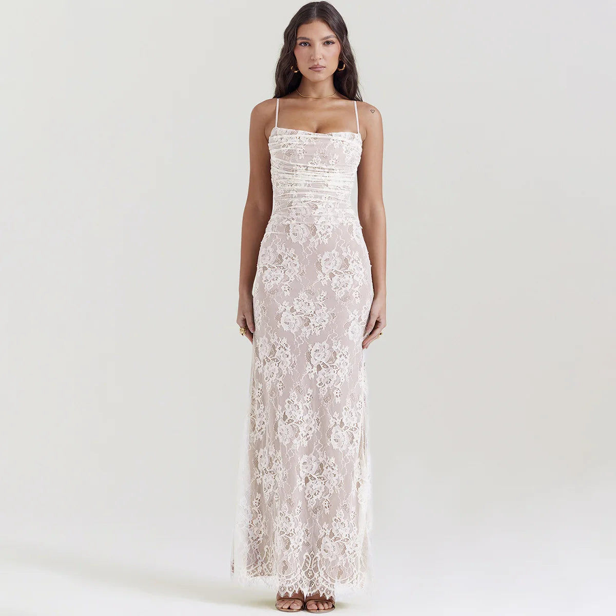 Abito lungo elegante in pizzo con copri spalle da donna - Abbigliamento Abiti ATREND