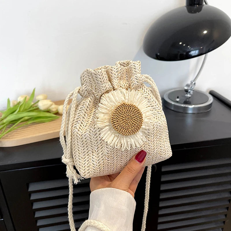 Borsa a tracolla a sacco con fiore da donna - Borsa a tracolla ATREND