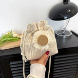 Borsa a tracolla a sacco con fiore da donna - Borsa a tracolla ATREND
