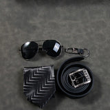 Set idea regalo con cravatta occhiali da sole cintura e portachiavi da uomo - Idea regalo uomo ATREND