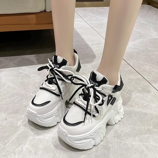 Sneakers casual con lacci para alta e materiale mesh da donna - Sneakers donna ATREND