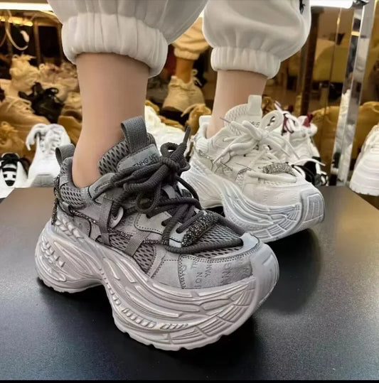 Sneakers outdoor con para alta tessuto mesh e lacci da donna - Sneakers donna ATREND