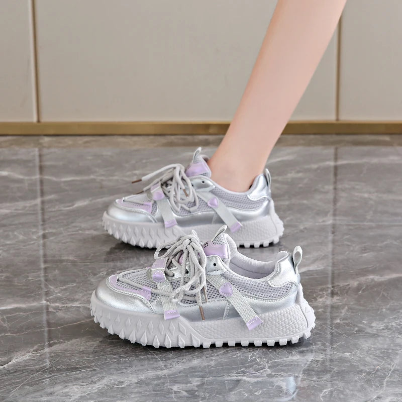 Sneakers casual traspiranti con lacci da donna - Sneakers donna ATREND