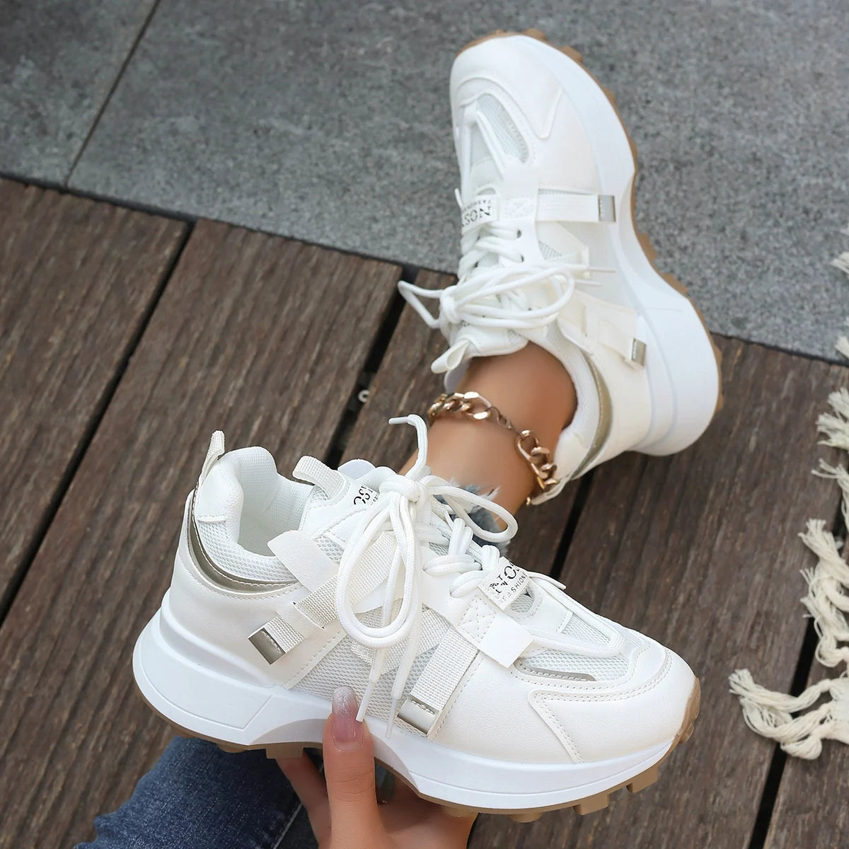 Sneakers casual bicolor mesh con lacci da donna - Sneakers donna ATREND