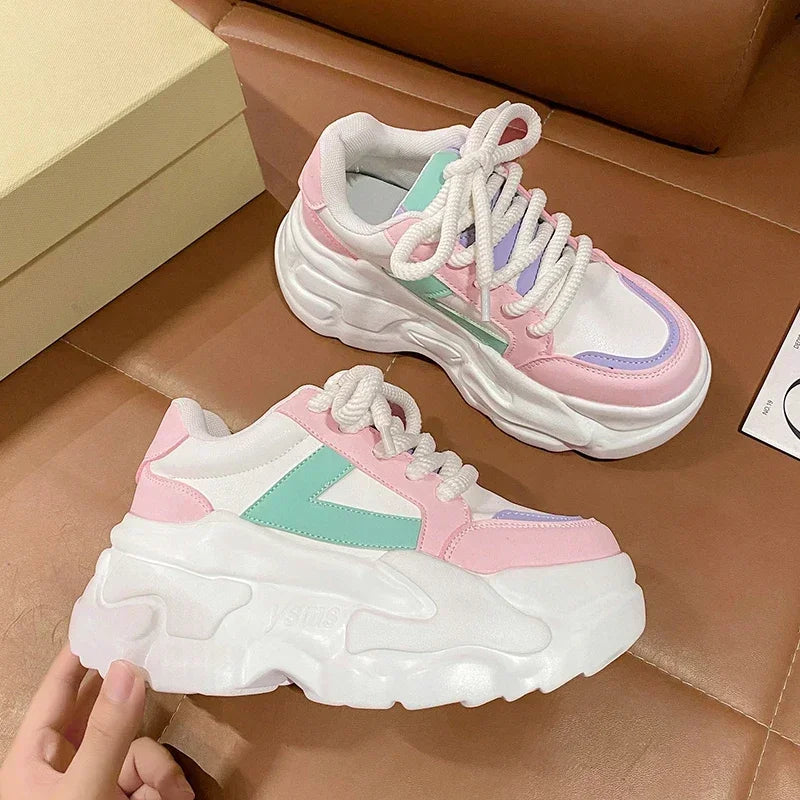Sneakers casual outdoor con para alta e lacci da donna - Sneakers donna ATREND