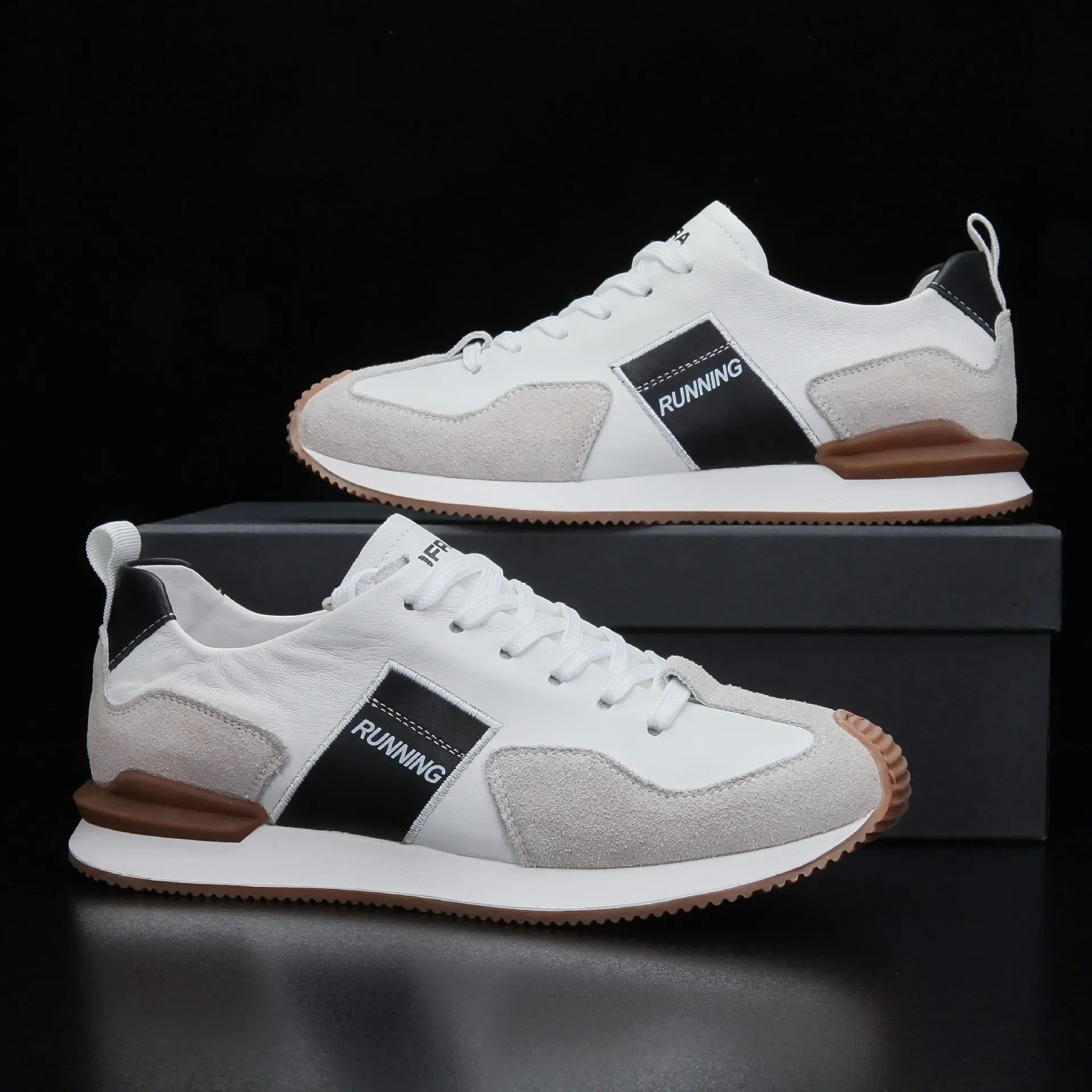 Sneakers casual patchwork in pelle PU e velluto unisex