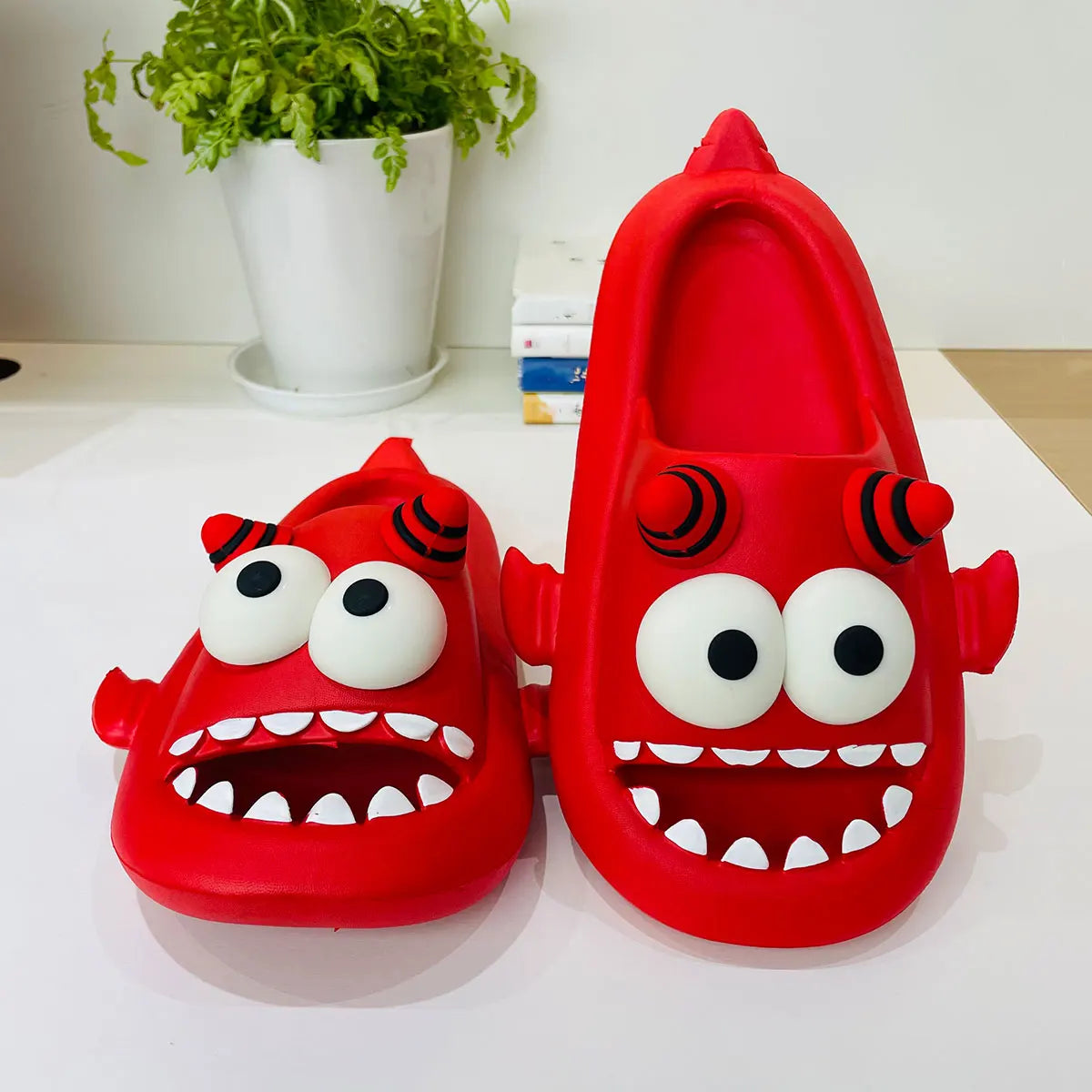 Ciabatte indoor a forma di squalo unisex - Ciabatte unisex ATREND