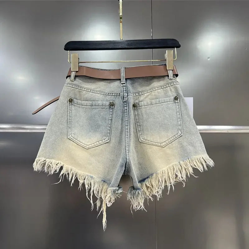 Pantaloncini di jeans strappati con frange da donna - Pantaloncini di jeans donna ATREND