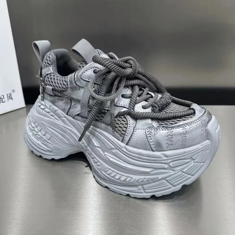 Sneakers outdoor con para alta tessuto mesh e lacci da donna - Sneakers donna ATREND