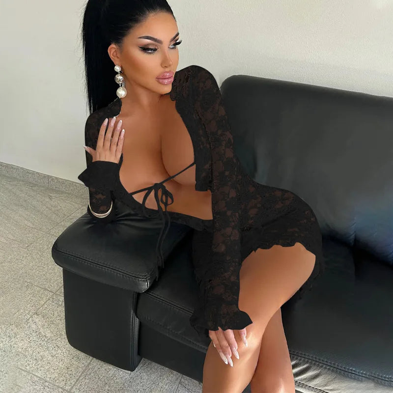 Mini abito sexy trasparente in pizzo scavato a maniche lunghe da donna - Abbigliamento Abiti ATREND