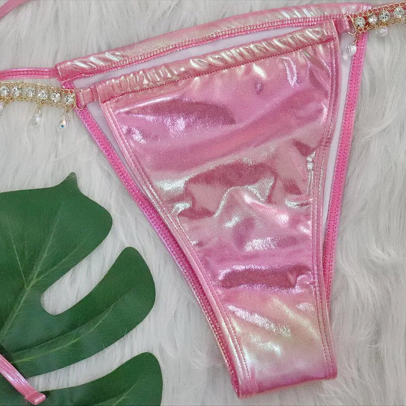 Bikini due pezzi reggiseno e mutande con catena da donna