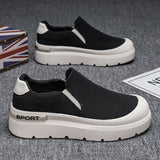 Sneakers a mocassino slip-on traspiranti da uomo