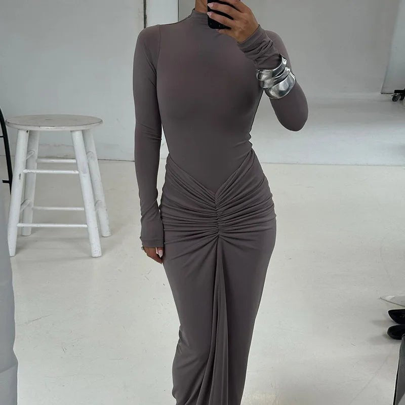 Abito lungo a maniche lunghe con fascia plissettata da donna ATREND