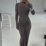 Abito lungo a maniche lunghe con fascia plissettata da donna ATREND