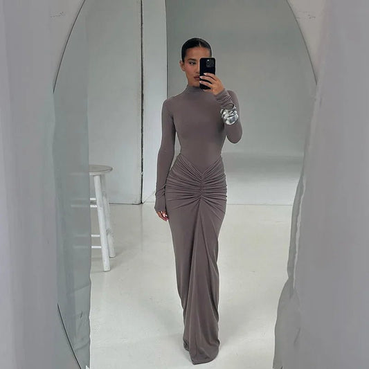 Abito lungo a maniche lunghe con fascia plissettata da donna ATREND