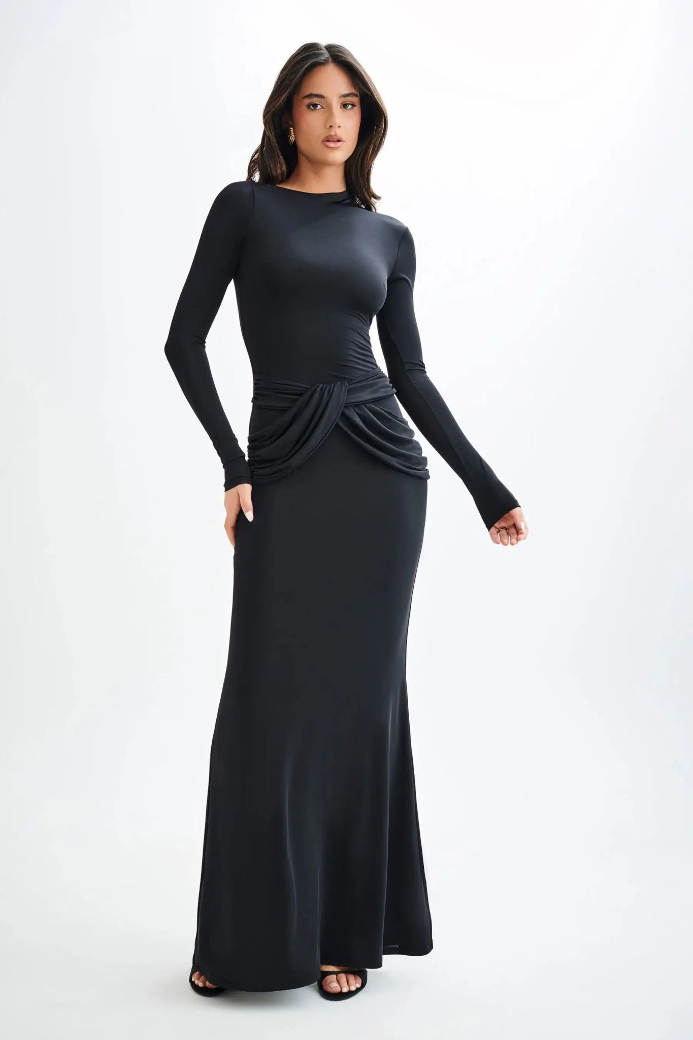 Abito lungo casual a maniche lunghe e fascia plissettata da donna ATREND