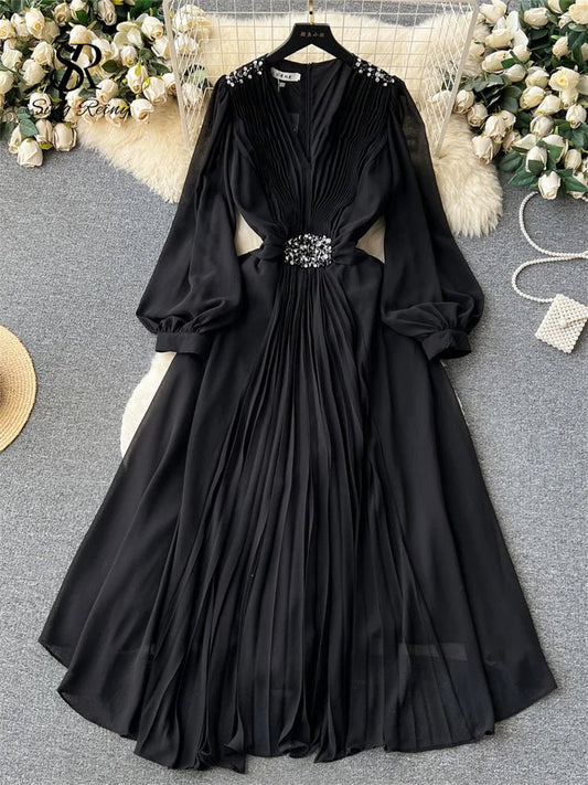 Abito lungo plissettato a maniche lunghe con strass da donna ATREND