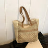 Borsa a spalla casual in tessuto traforata da donna ATREND