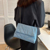 Borsa a spalla con tracolla a catena in denim trapuntato da donna ATREND