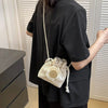 Borsa a tracolla a sacco con fiore da donna ATREND