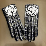 Guanti trendy in lana a strisce con fiore da donna - Guanti donna ATREND