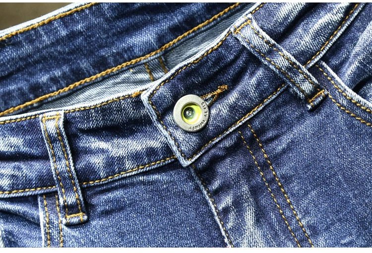 Jeans in denim elasticizzato dipinto da uomo ATREND