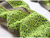 Jeans in denim patchwork con ragnatela neon da uomo ATREND