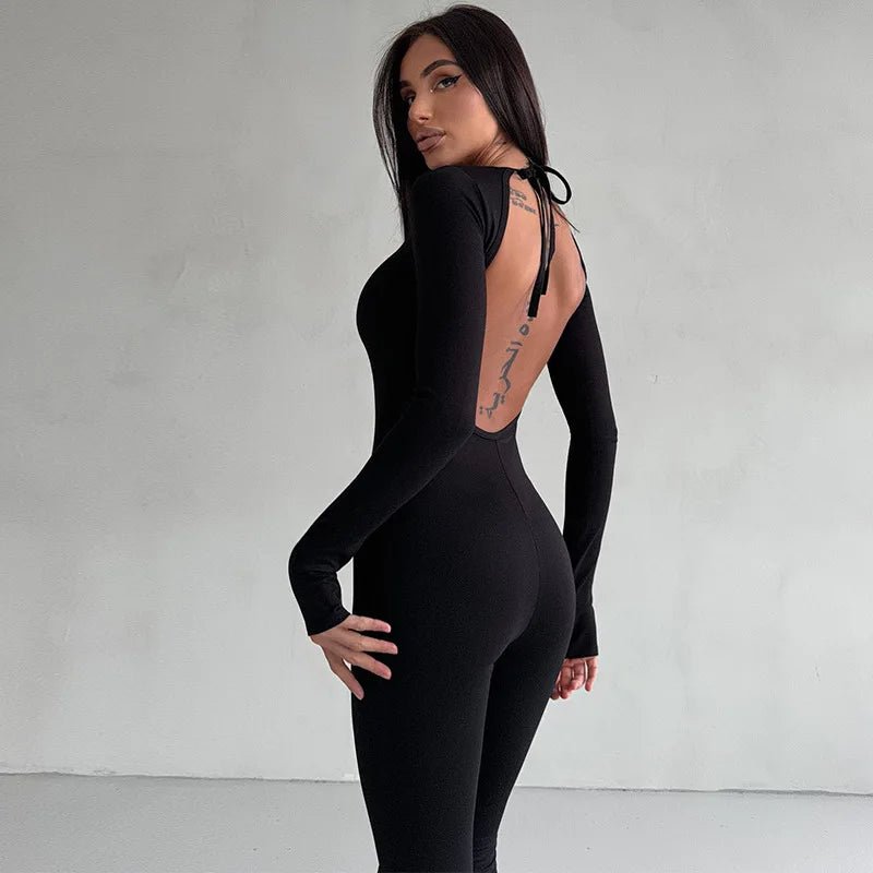 Jumpsuit a maniche lunghe scavata da donna ATREND