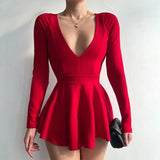 Mini abito a trapezio con scollo a V scavato da donna ATREND