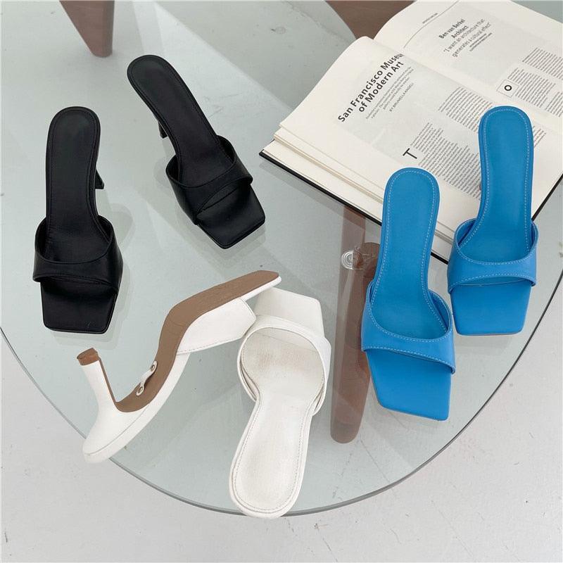 Sandali alla gladiatore con punta quadrata da donna - Sandali ATREND