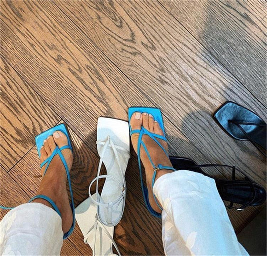 Sandali alla gladiatore con tacco da donna - Sandali ATREND