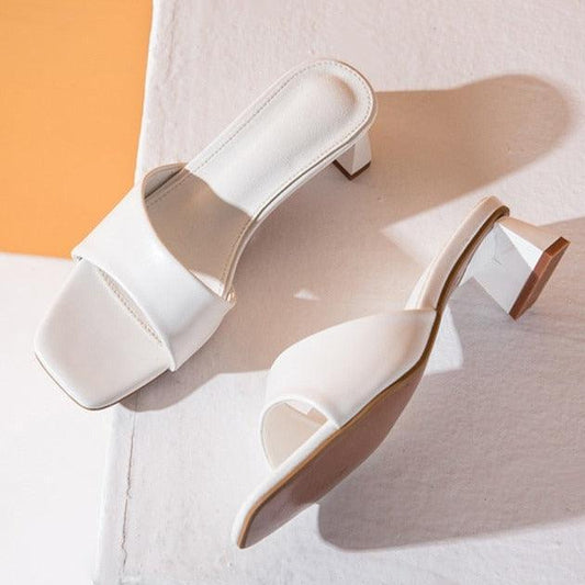 Sandali spuntati in pelle sintetica con tacco quadrato da donna - Sandali ATREND