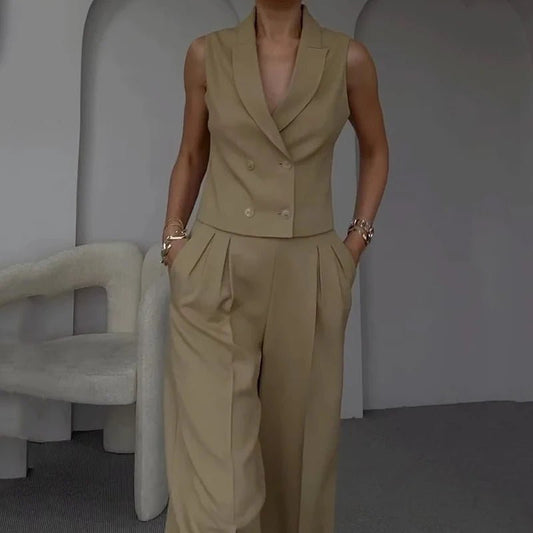 Set coordinato gilet e pantaloni larghi da donna ATREND