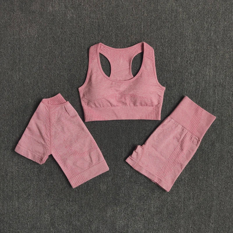 Set coordinato sportivo 3 pezzi pantaloncini top e t-shirt da donna - set coordinato ATREND