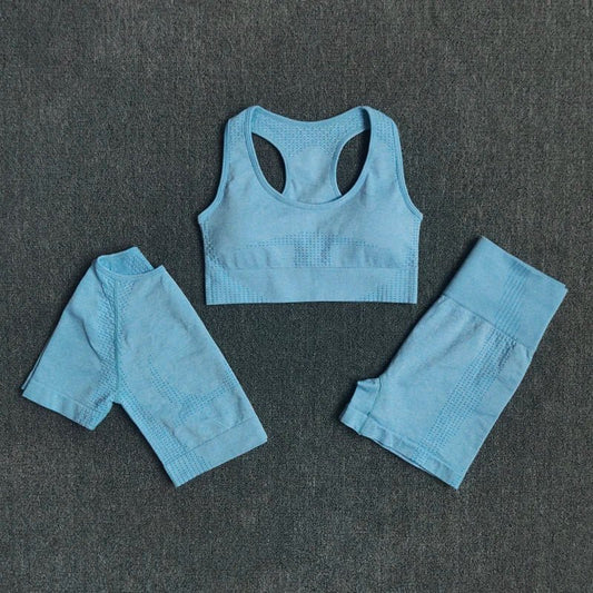 Set coordinato sportivo 3 pezzi pantaloncini top e t-shirt da donna - set coordinato ATREND