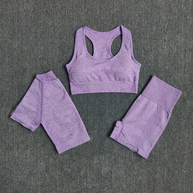 Set coordinato sportivo 3 pezzi pantaloncini top e t-shirt da donna - set coordinato ATREND