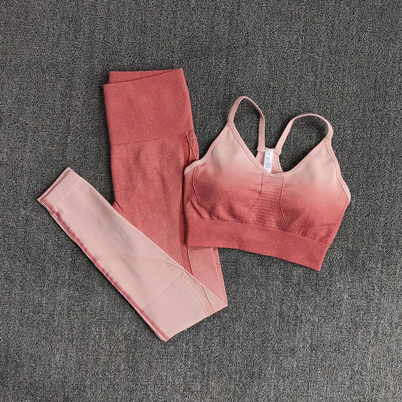 Set coordinato sportivo pantaloni e top da donna - set coordinato ATREND