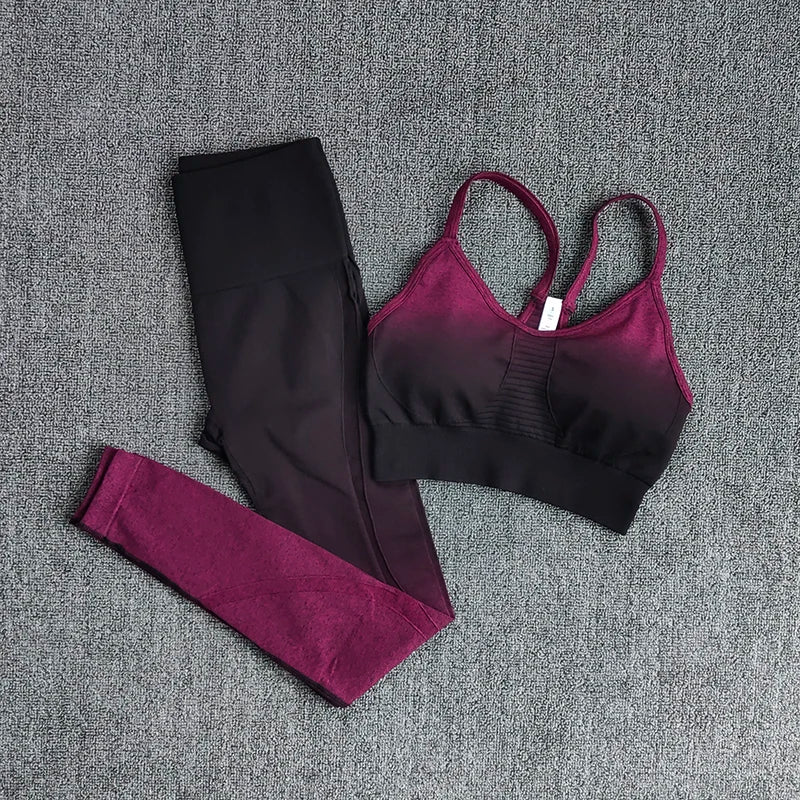 Set coordinato sportivo pantaloni e top da donna - set coordinato ATREND